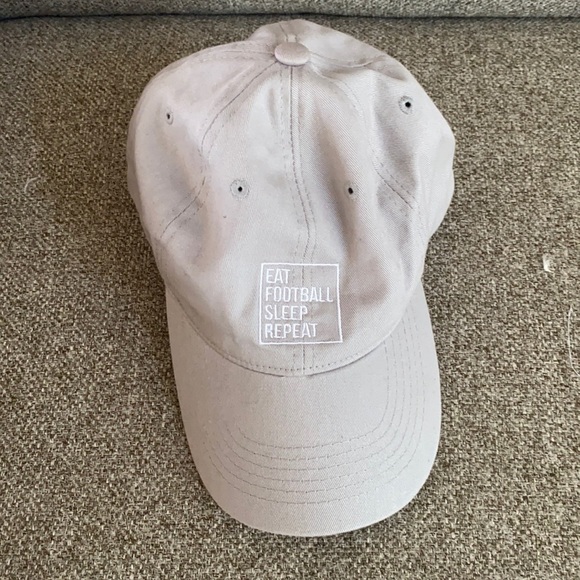 Football hat - Picture 1 of 4